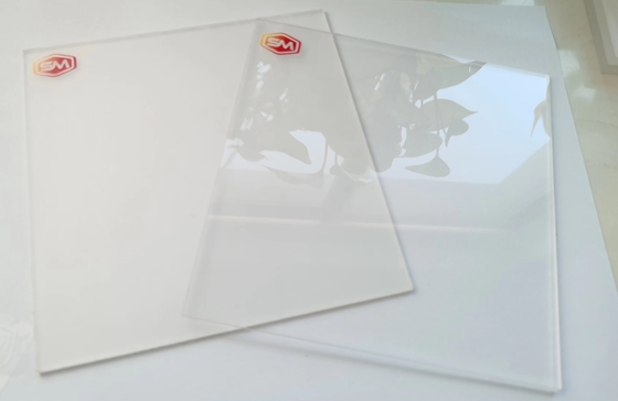 Plexiglass İyi yüzey sertliği ve parlaklığı ile özelleştirilebilir açık akrilik levha
